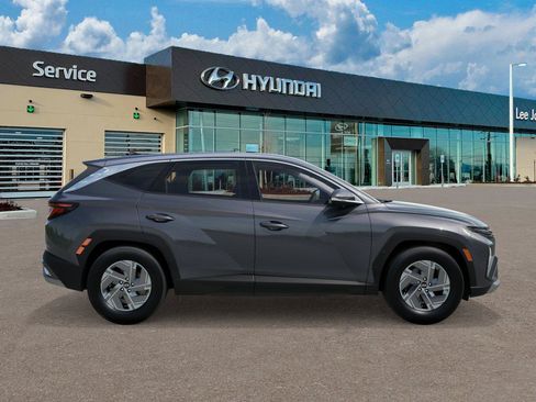New 2026 Hyundai Tucson Blue SE AWD/4WD image 7