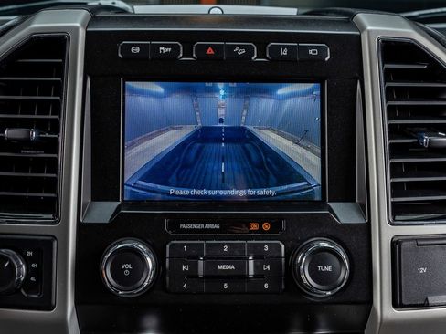 Used 2020 Ford F250 Lariat AWD/4WD image 23