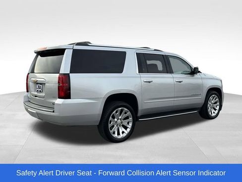 Used 2017 Chevrolet Suburban Premier image 28