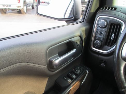 Used 2020 Chevrolet Silverado 1500 LT w/ All-Star Edition image 22