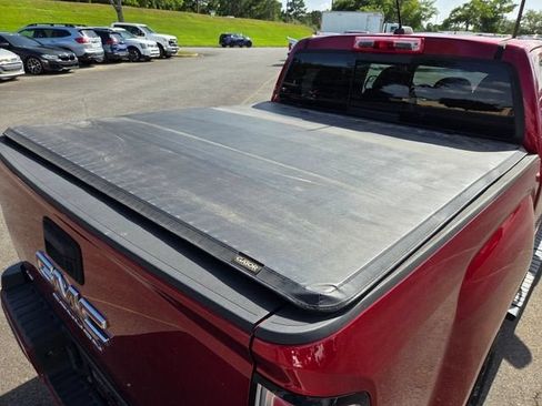 Used 2021 GMC Canyon Elevation w/ High Elevation Package RWD image 19