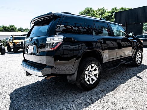 Used 2016 Toyota 4Runner Trail AWD/4WD image 11
