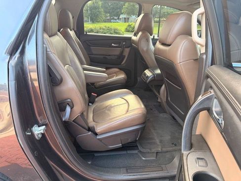 Used 2016 GMC Acadia SLT w/ Open Road Package FWD image 20