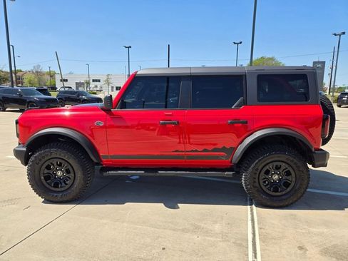 Used 2022 Ford Bronco Wildtrak image 9