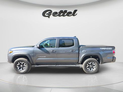 Used 2023 Toyota Tacoma TRD Off-Road w/ TRD Premium Off Road Package image 8