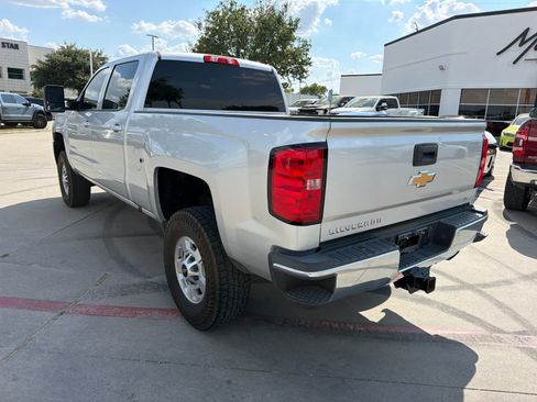 Used 2016 Chevrolet Silverado 2500 LT AWD/4WD image 4