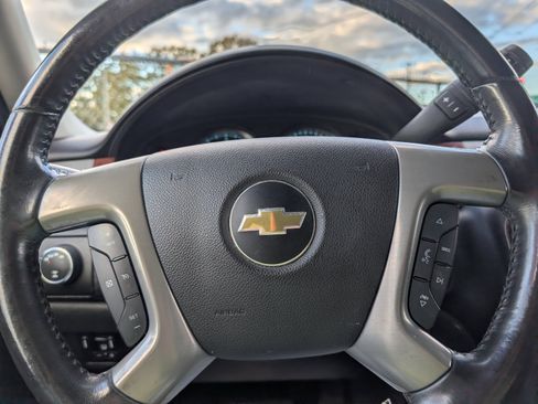 Used 2014 Chevrolet Suburban LS w/ All-Star Edition image 14