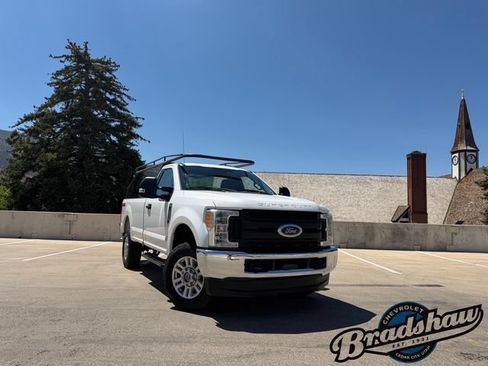 Used 2017 Ford F250 XL w/ Power Equipment Group AWD/4WD image 2