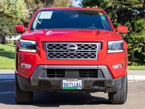 Used 2022 Nissan Frontier SV w/ SV Premium Package image 5