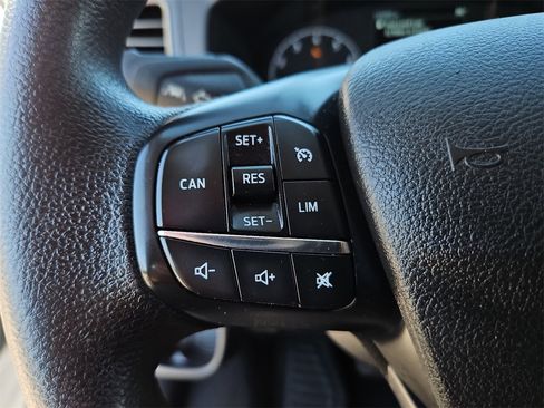 Used 2021 Ford Transit 350 XLT image 29