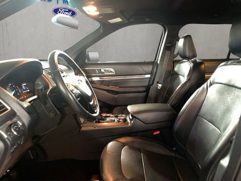 Used 2019 Ford Explorer Limited w/ Class III Trailer Tow Package AWD/4WD image 9