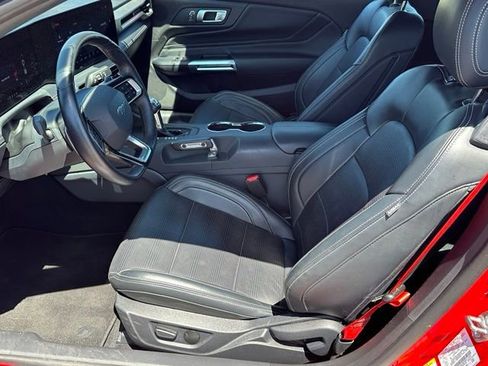Used 2025 Ford Mustang GT Premium w/ GT Performance Package RWD image 13
