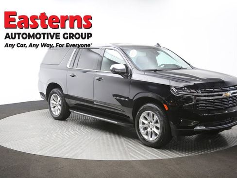 Used 2024 Chevrolet Suburban Premier RWD image 54