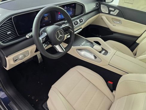 New 2026 Mercedes-Benz GLS 450 4MATIC image 7
