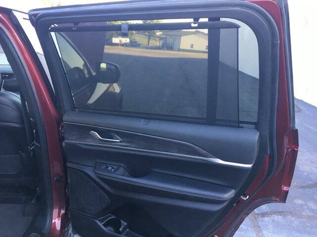 Certified 2025 Jeep Grand Cherokee L Limited w/ Luxury Tech Group II AWD/4WD image 28
