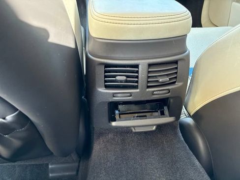 Used 2013 Lexus IS 250 AWD w/ Premium Pkg image 22