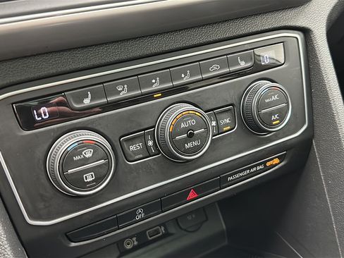 Used 2019 Volkswagen Atlas SE w/ Panoramic Sunroof Package AWD/4WD image 19