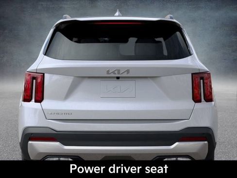 New 2026 Kia Sorento S w/ S Panoramic Sunroof Package image 16