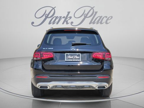 Used 2020 Mercedes-Benz GLC 300 image 4