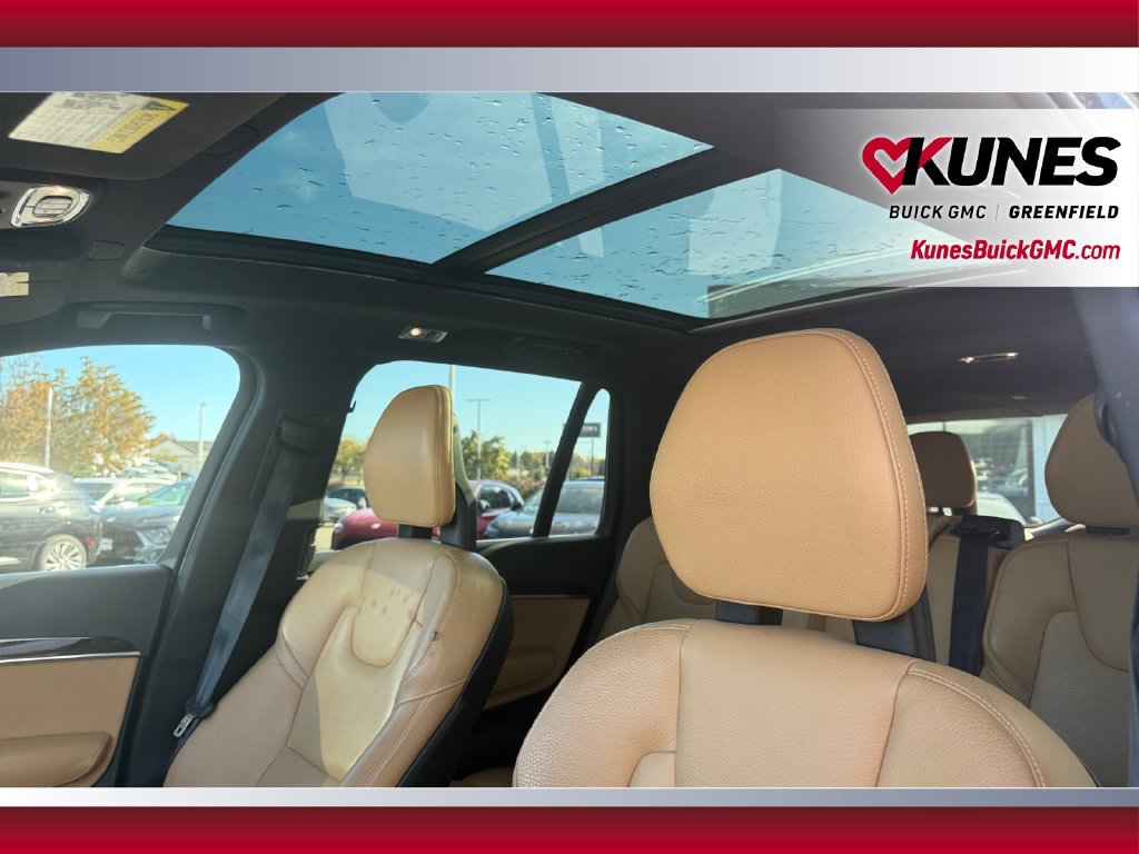 Used 2018 Volvo XC90 T6 Momentum w/ Convenience Package AWD/4WD image 39