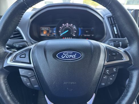 Used 2024 Ford Edge SEL AWD/4WD image 15