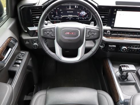 Used 2022 GMC Sierra 1500 Elevation w/ Elevation Premium Package image 19