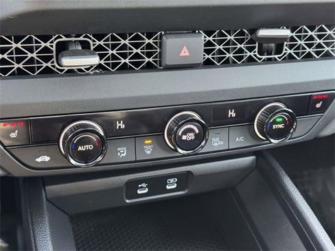 Certified 2023 Honda Accord EX image 27
