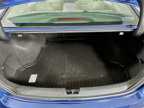 Used 2015 Hyundai Sonata Limited w/ Option Group 05 image 32