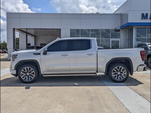 Used 2024 GMC Sierra 1500 Denali AWD/4WD image 11