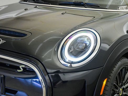 Certified 2024 MINI Cooper SE FWD image 8