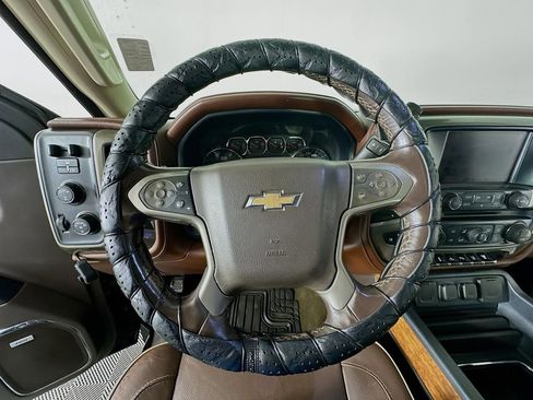 Used 2017 Chevrolet Silverado 3500 High Country image 31