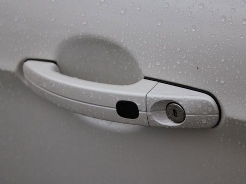 Used 2015 Ford Escape Titanium image 15