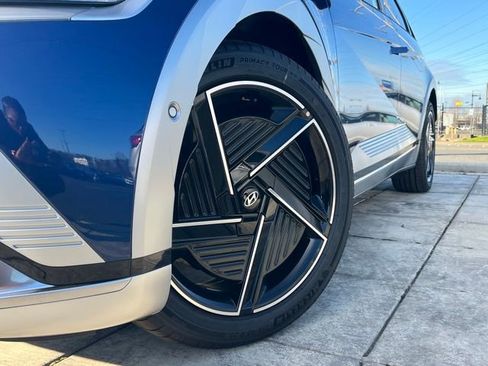 New 2026 Hyundai Ioniq 5 Limited image 2