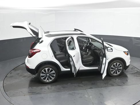 Used 2022 Buick Encore Preferred w/ Safety Package AWD/4WD image 50