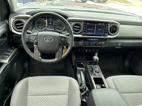 Used 2022 Toyota Tacoma SR5 image 17