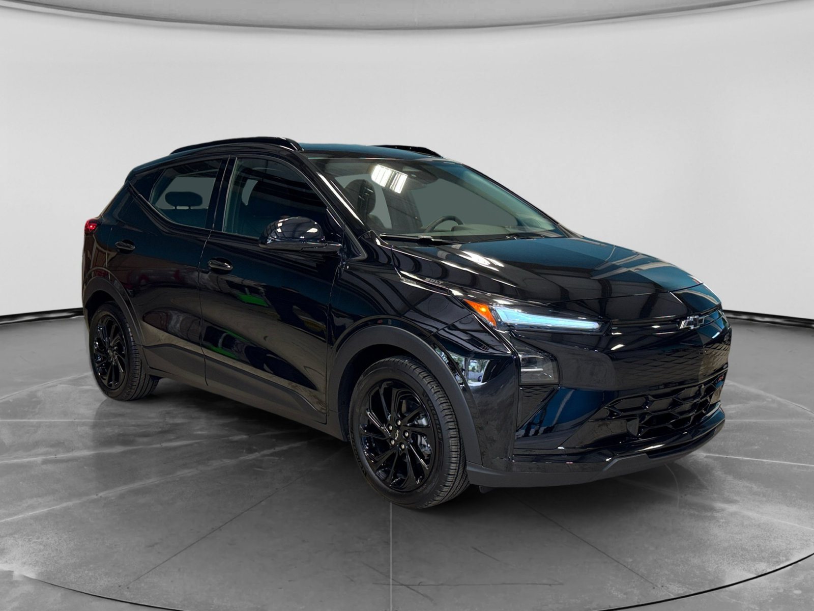 Used 2027 Chevrolet Bolt RS FWD image 4