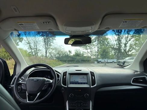 Used 2019 Ford Edge SEL w/ Equipment Group 201A AWD/4WD image 19