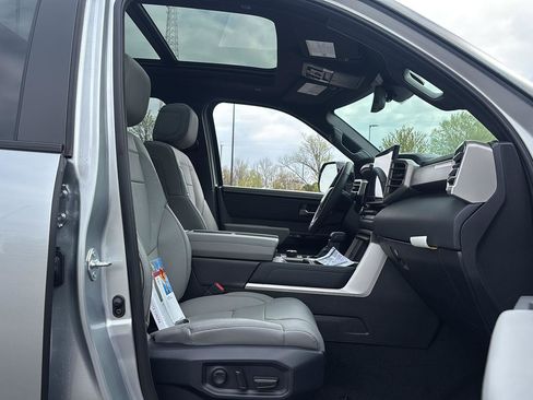 New 2026 Toyota Tundra Limited AWD/4WD image 14