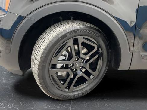 Used 2025 Kia Telluride EX X-Line AWD/4WD image 30