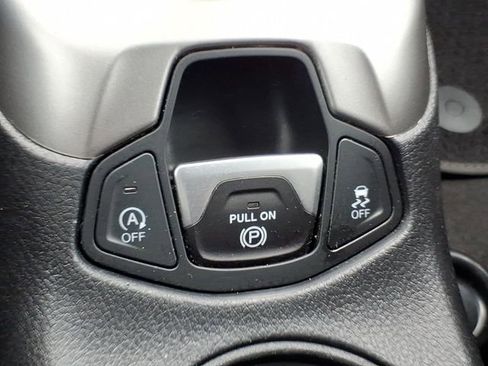 Used 2021 Jeep Compass Latitude AWD/4WD image 19