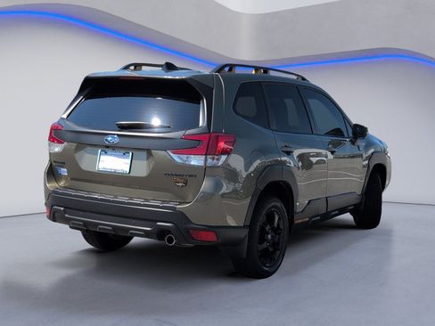Used 2025 Subaru Forester Wilderness w/ Convenience Package AWD/4WD image 4