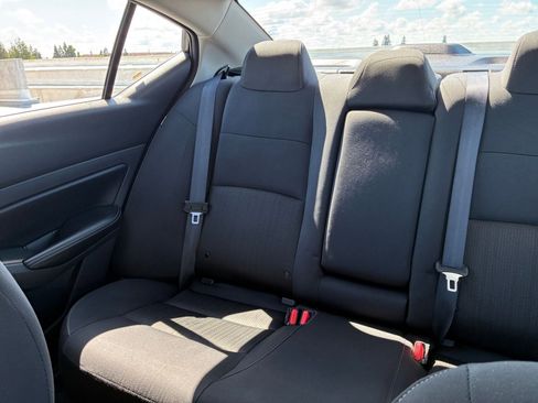 Used 2025 Nissan Altima 2.5 SV image 38