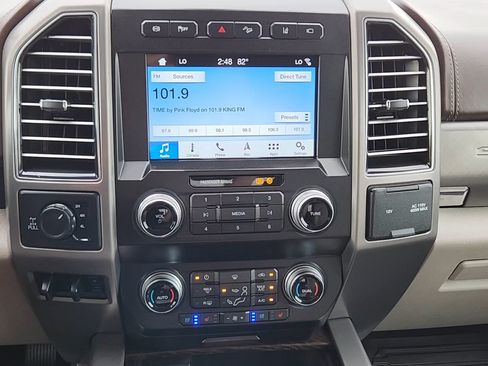 Certified 2019 Ford F350 Limited AWD/4WD image 15