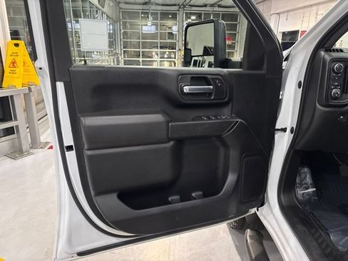 Used 2021 Chevrolet Silverado 2500 W/T w/ WT Convenience Package AWD/4WD image 11