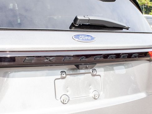 Used 2026 Ford Explorer ST w/ Sun And Sound Package AWD/4WD image 10
