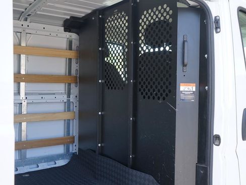 Used 2025 RAM ProMaster 2500 w/ U-Haul Equipment Group FWD image 21