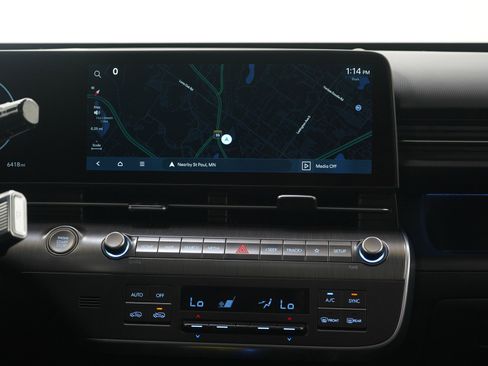 Certified 2024 Hyundai Kona Limited AWD/4WD image 15
