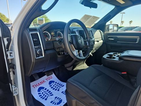 Used 2024 RAM 1500 Warlock RWD image 17