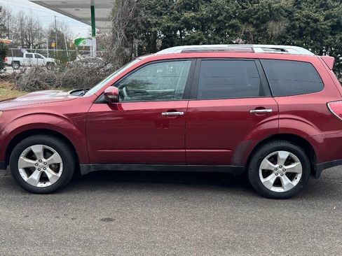 Used 2011 Subaru Forester 2.5XT Touring image 5