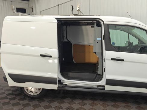 Used 2015 Ford Transit Connect XL image 22